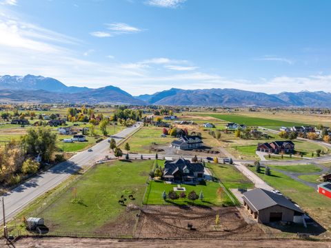 Tiny photo for 152 N 8750 E, Huntsville, UT 84317 (MLS # 2136212)
