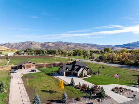 Tiny photo for 152 N 8750 E, Huntsville, UT 84317 (MLS # 2136212)