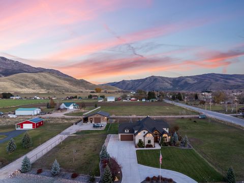 Tiny photo for 152 N 8750 E, Huntsville, UT 84317 (MLS # 2136212)