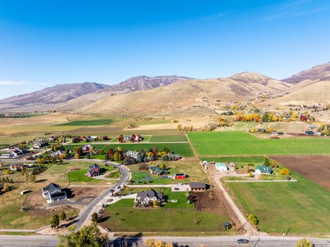 Tiny photo for 152 N 8750 E, Huntsville, UT 84317 (MLS # 2136212)