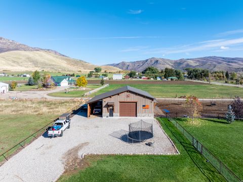 Tiny photo for 152 N 8750 E, Huntsville, UT 84317 (MLS # 2136212)