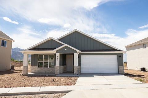 Photo of 531 W 1850 N, Harrisville, UT 84404 (MLS # 2171143)