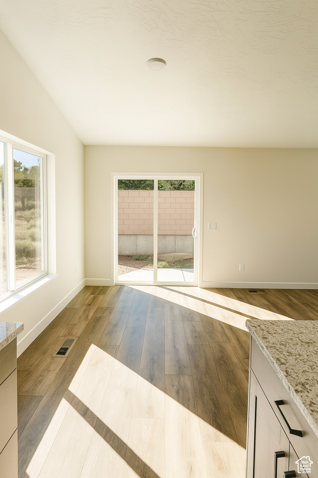 BLACK SAGE - Residential