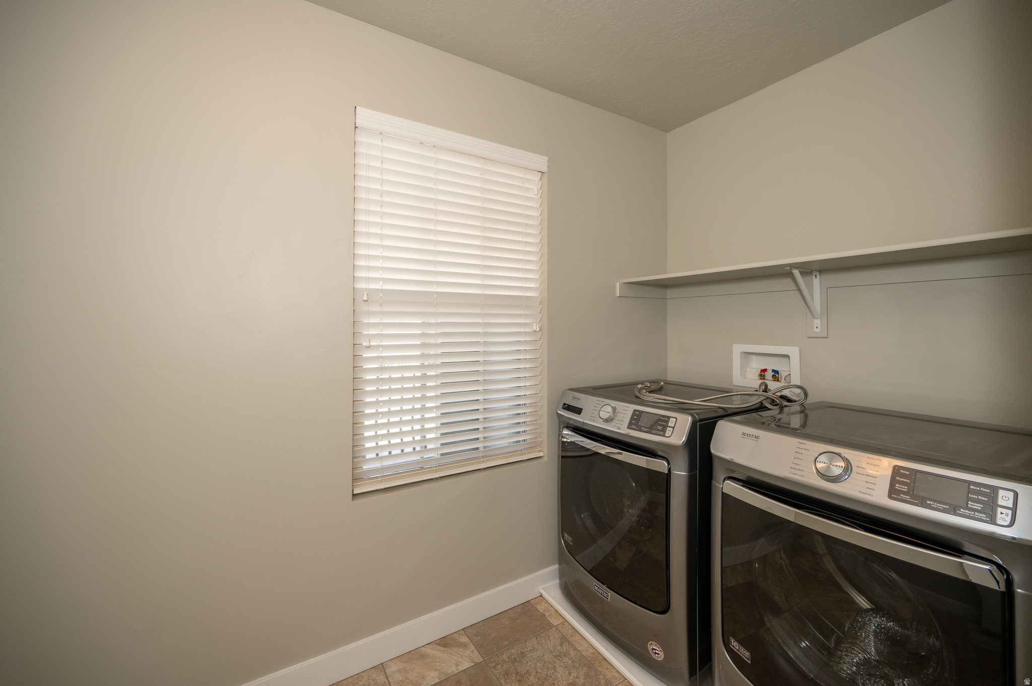 SPRING VALLEY TOWNHOMES - Residential Lease