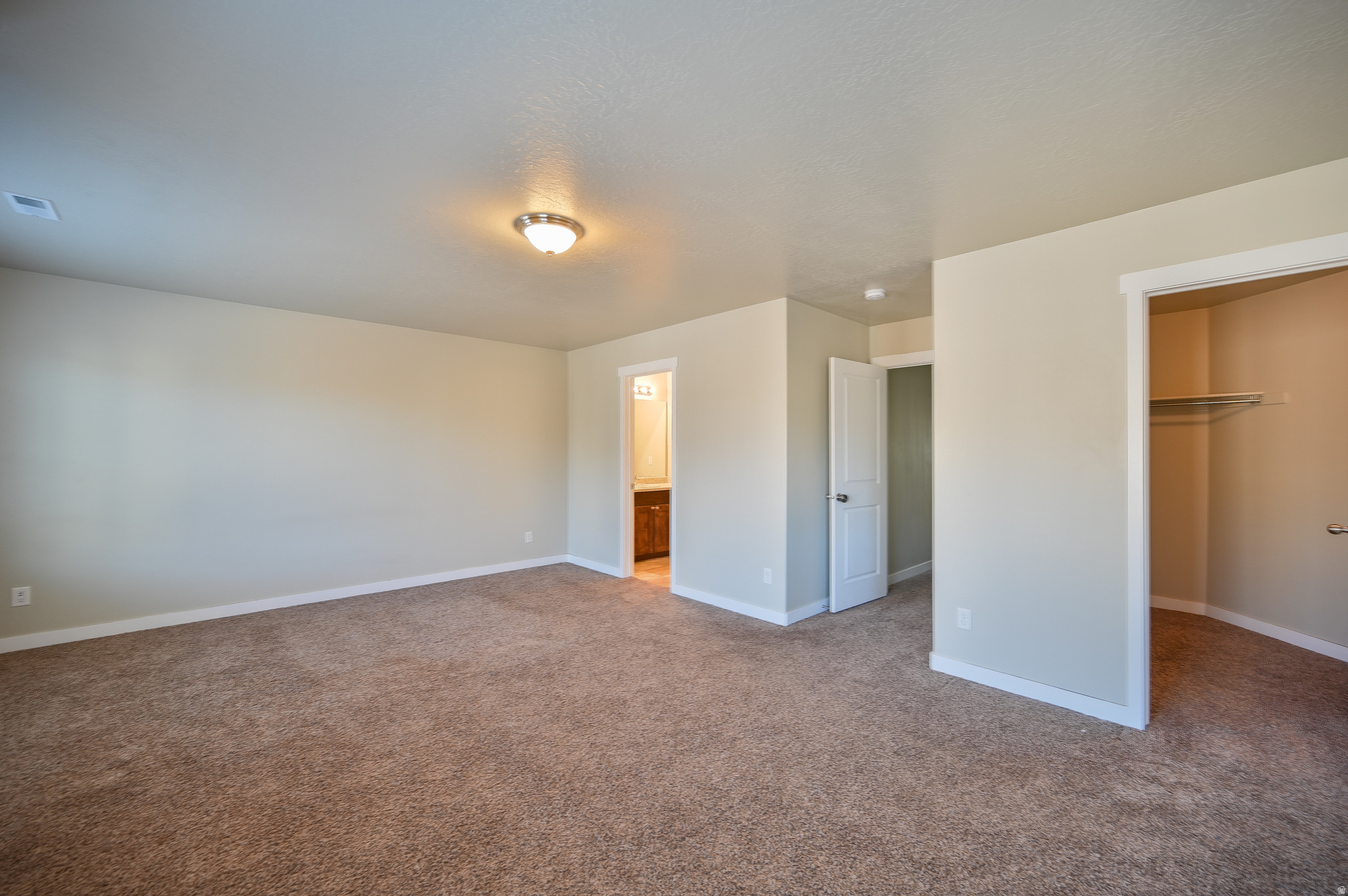 SPRING VALLEY TOWNHOMES - Residential Lease