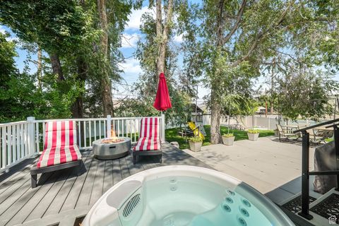 Photo of 435 E 600 N, Payson, UT 84651 (MLS # 2103679)