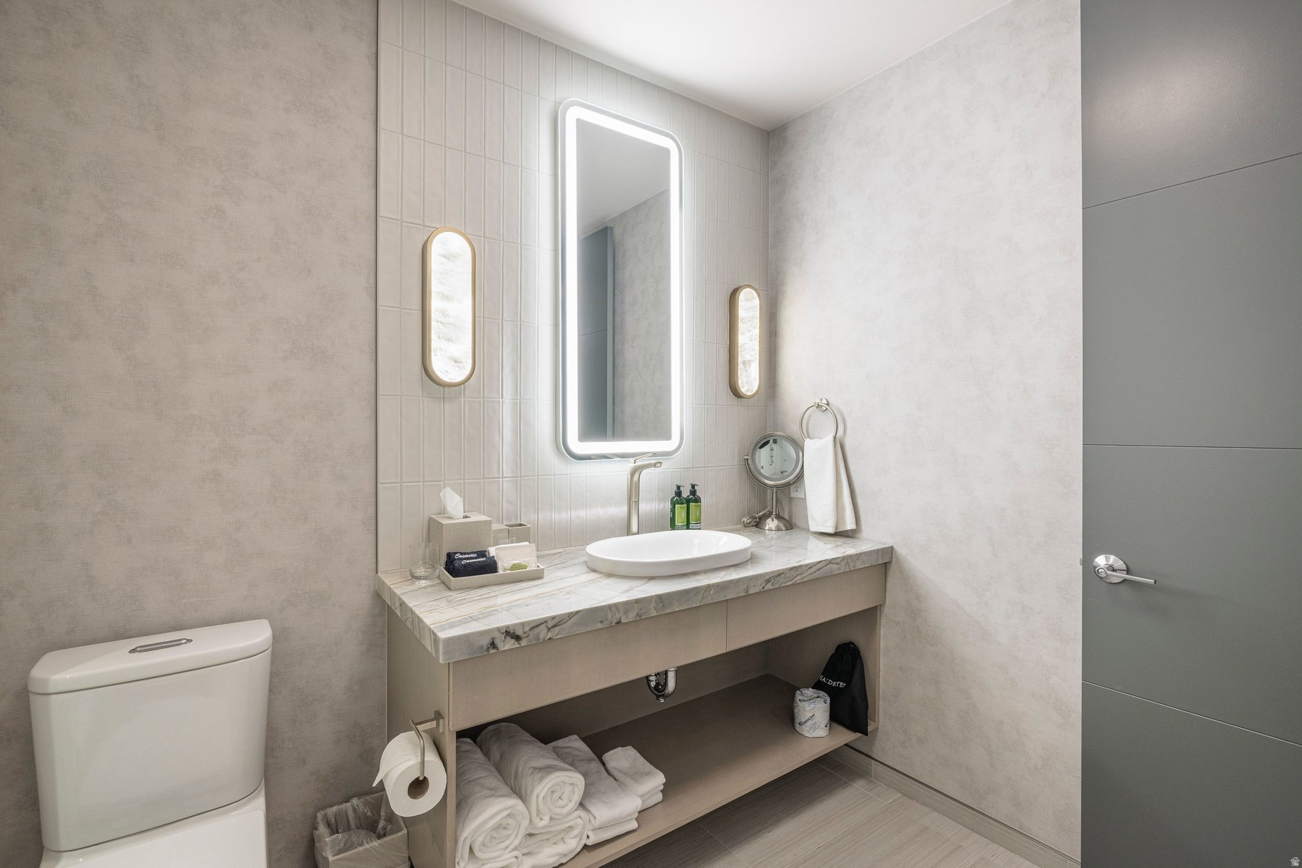 BLACK DESERT VILLAGES CONDOS - Residential