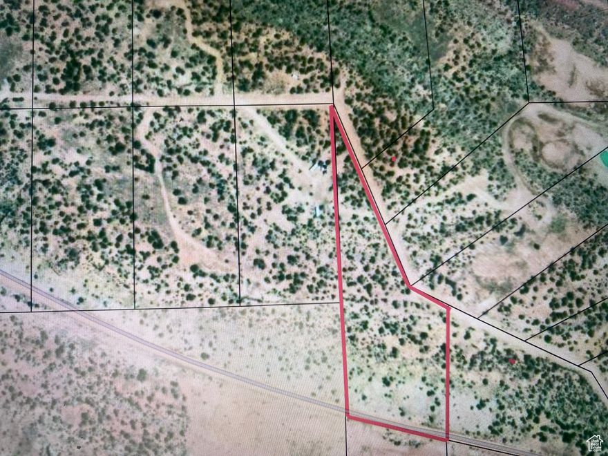 5.01 acres in the River View Estates! This land would make a fantastic vacation spot with lots of room to play. There is a road that goes right to the property. Or come build your dream cabin! Very close to many recreational areas including Starvation Reservoir and Strawberry Reservoir.