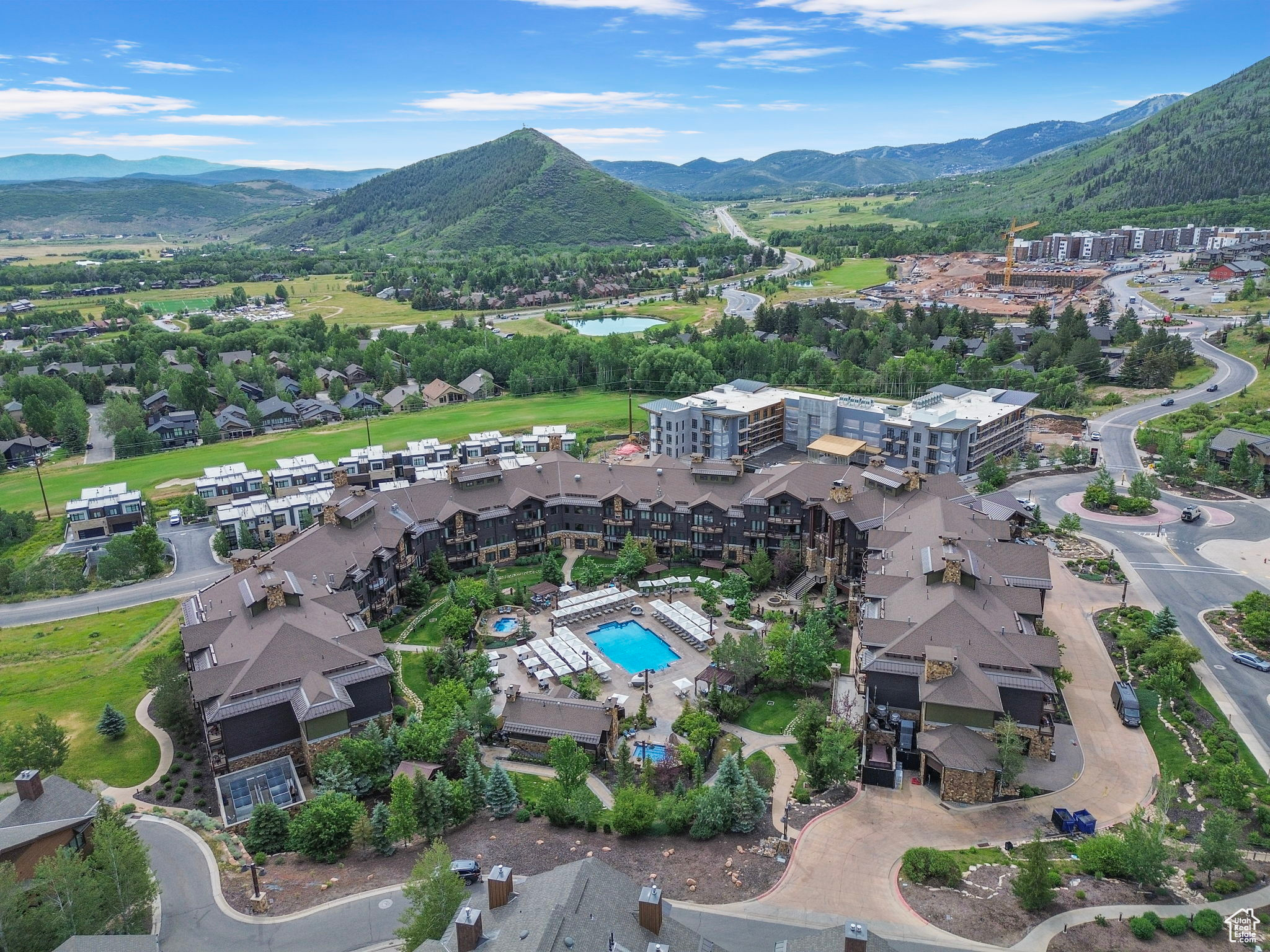 WALDORF ASTORIA - Residential