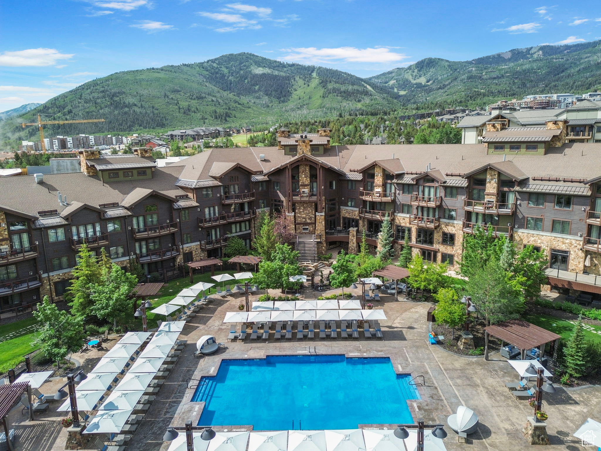 WALDORF ASTORIA - Residential