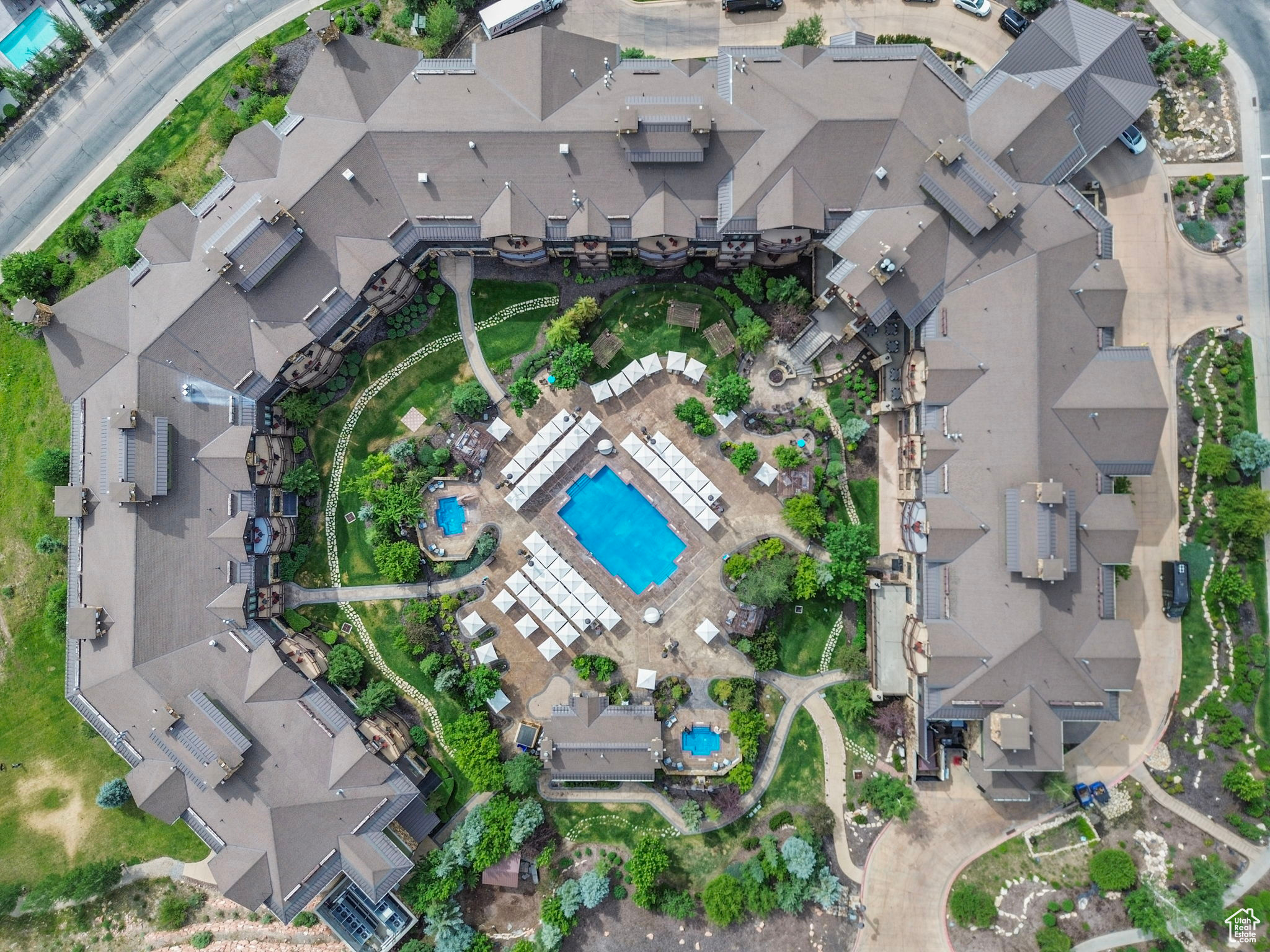 WALDORF ASTORIA - Residential