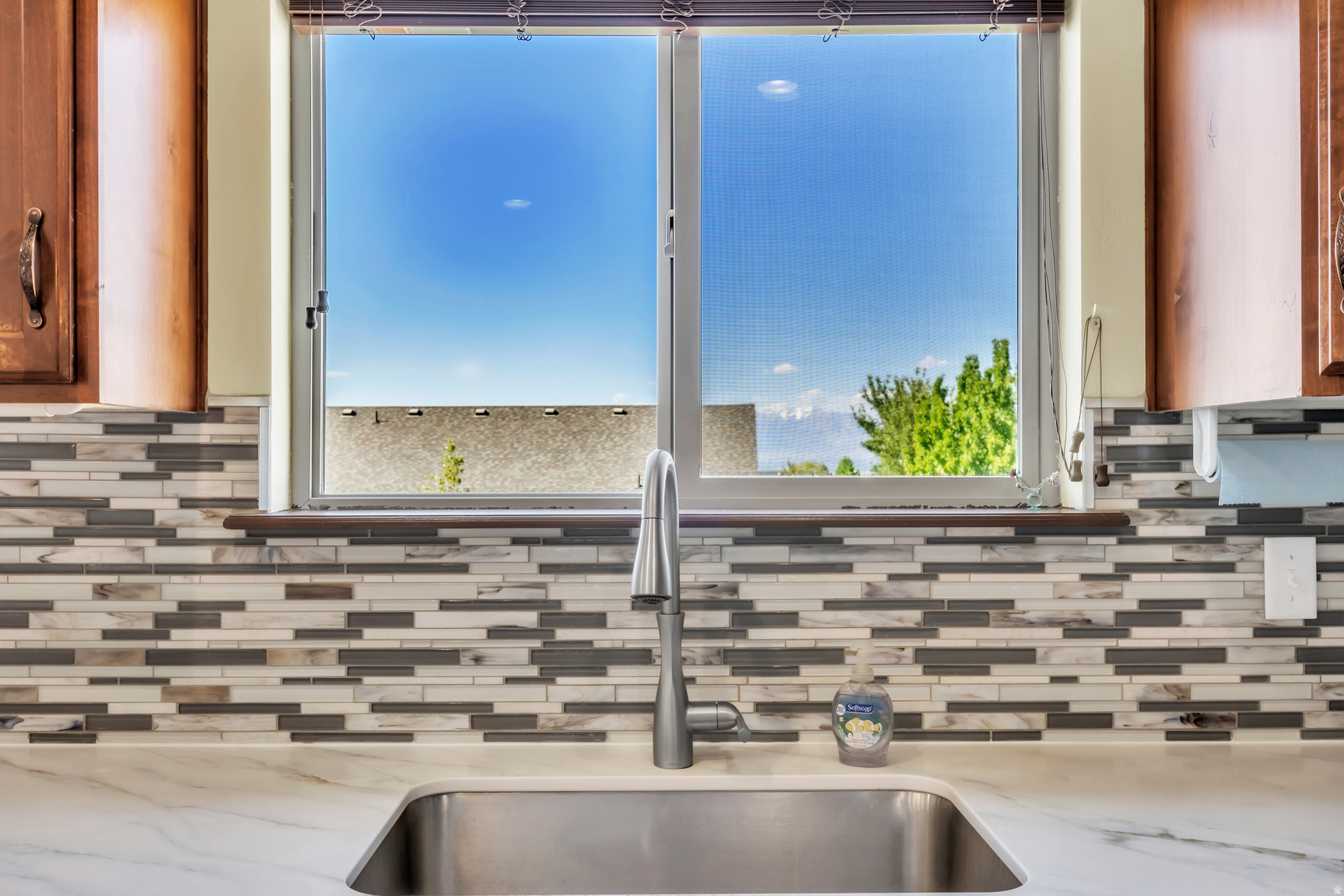CRESTVIEW ESTATES - Residential