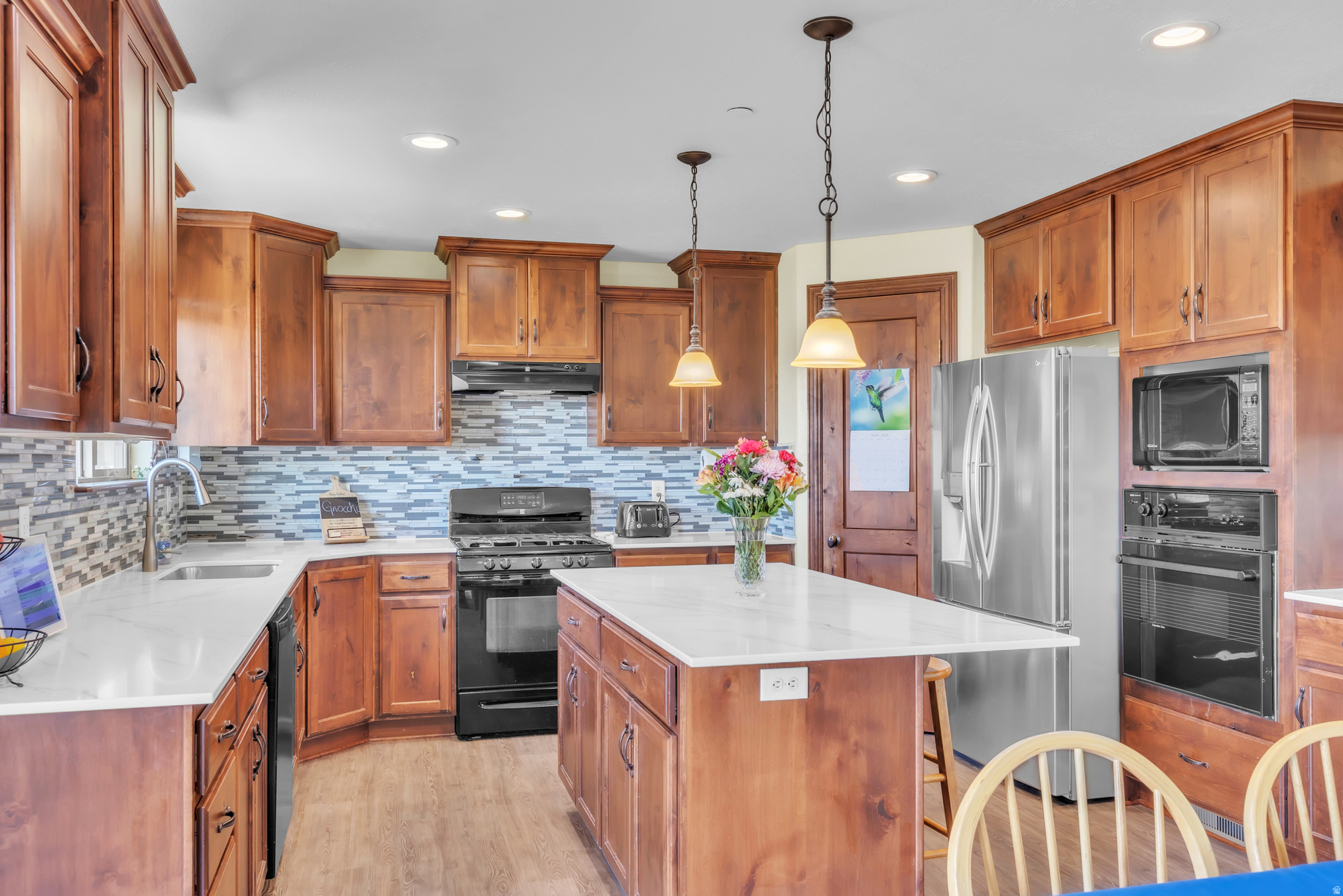 CRESTVIEW ESTATES - Residential