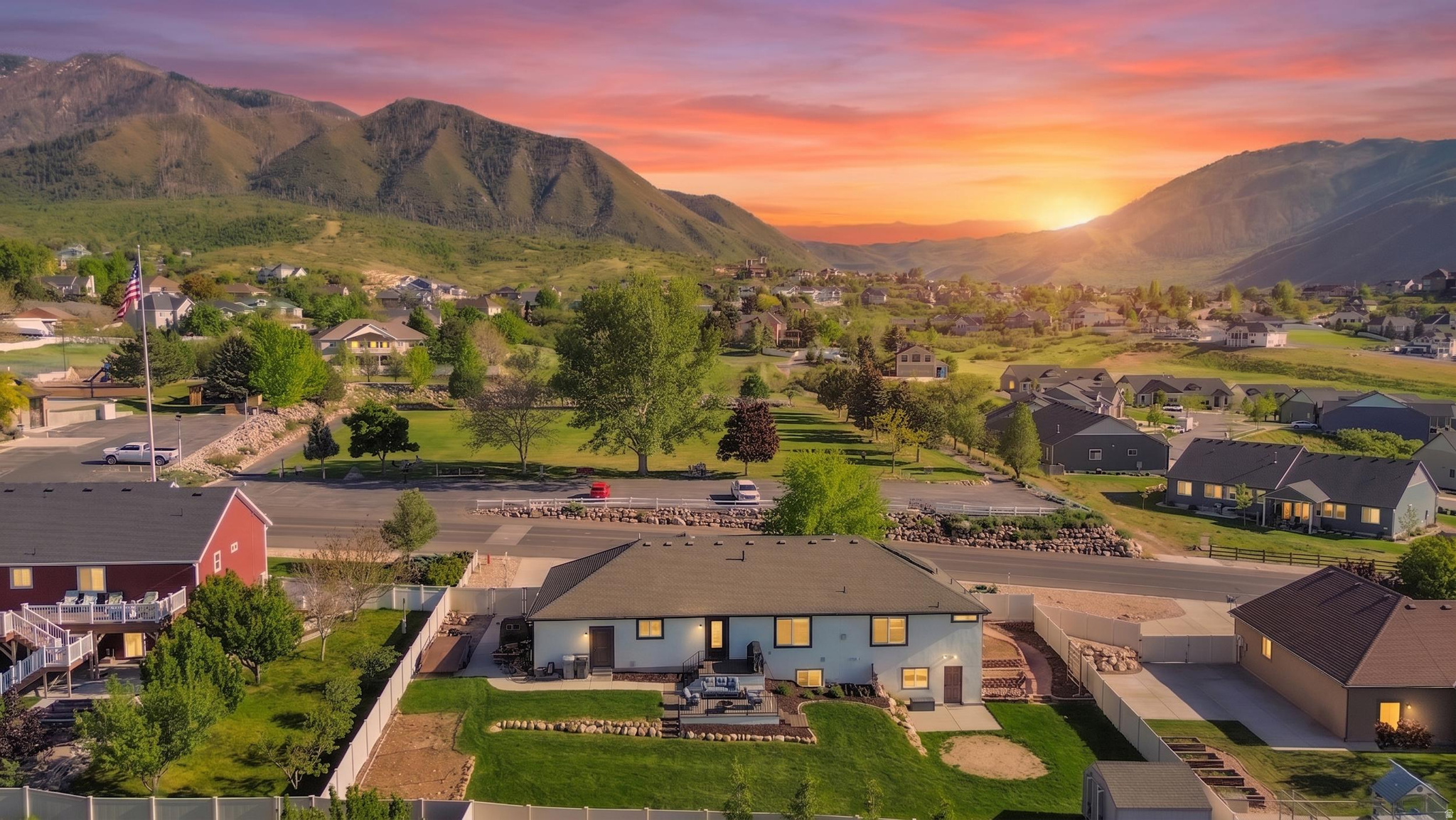 CRESTVIEW ESTATES - Residential