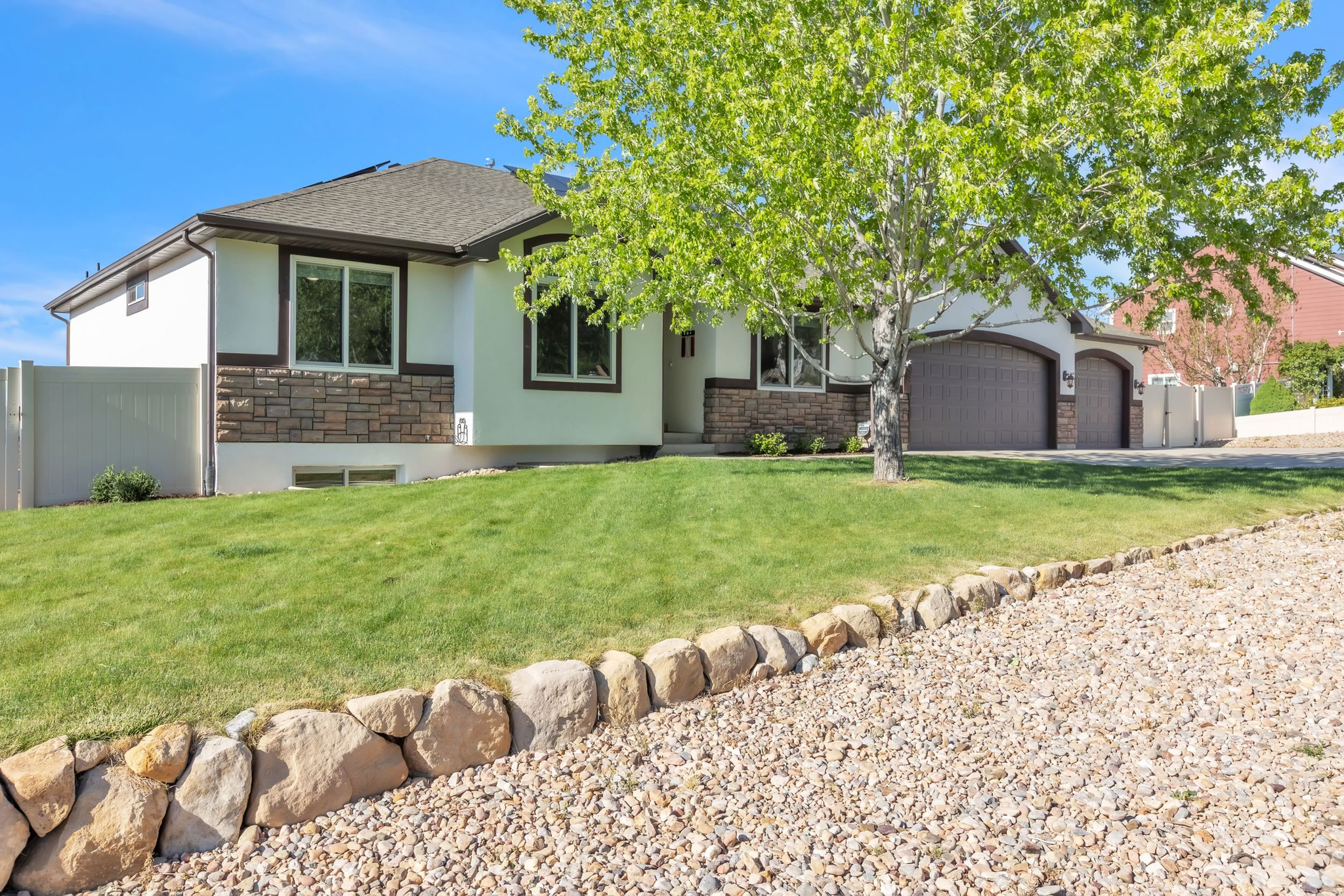 CRESTVIEW ESTATES - Residential