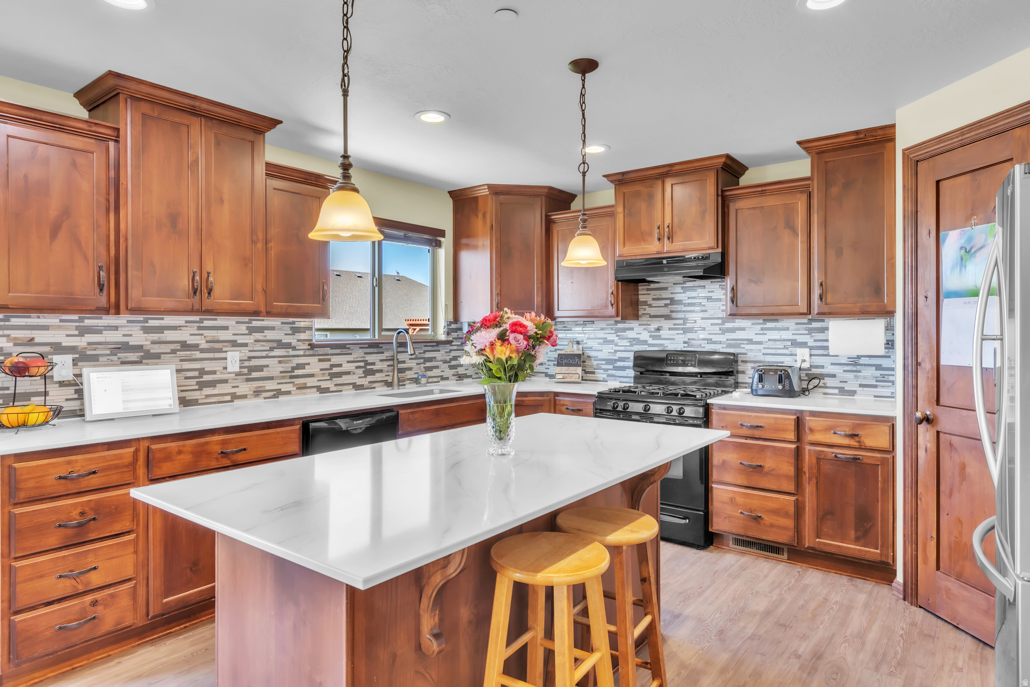 CRESTVIEW ESTATES - Residential
