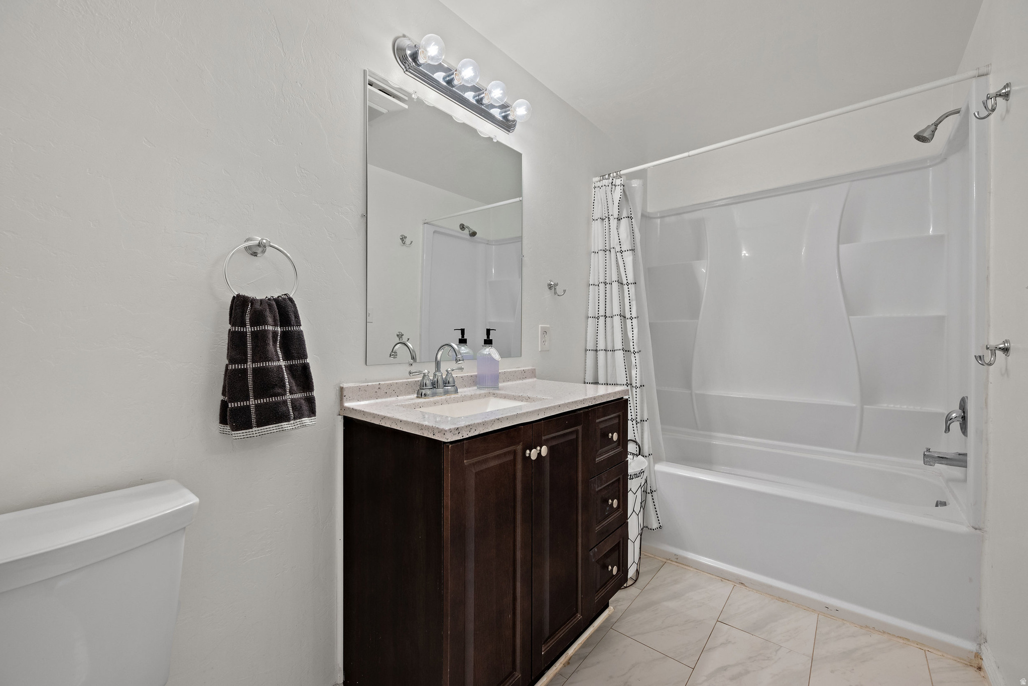 ORCHARD COVE - Residential