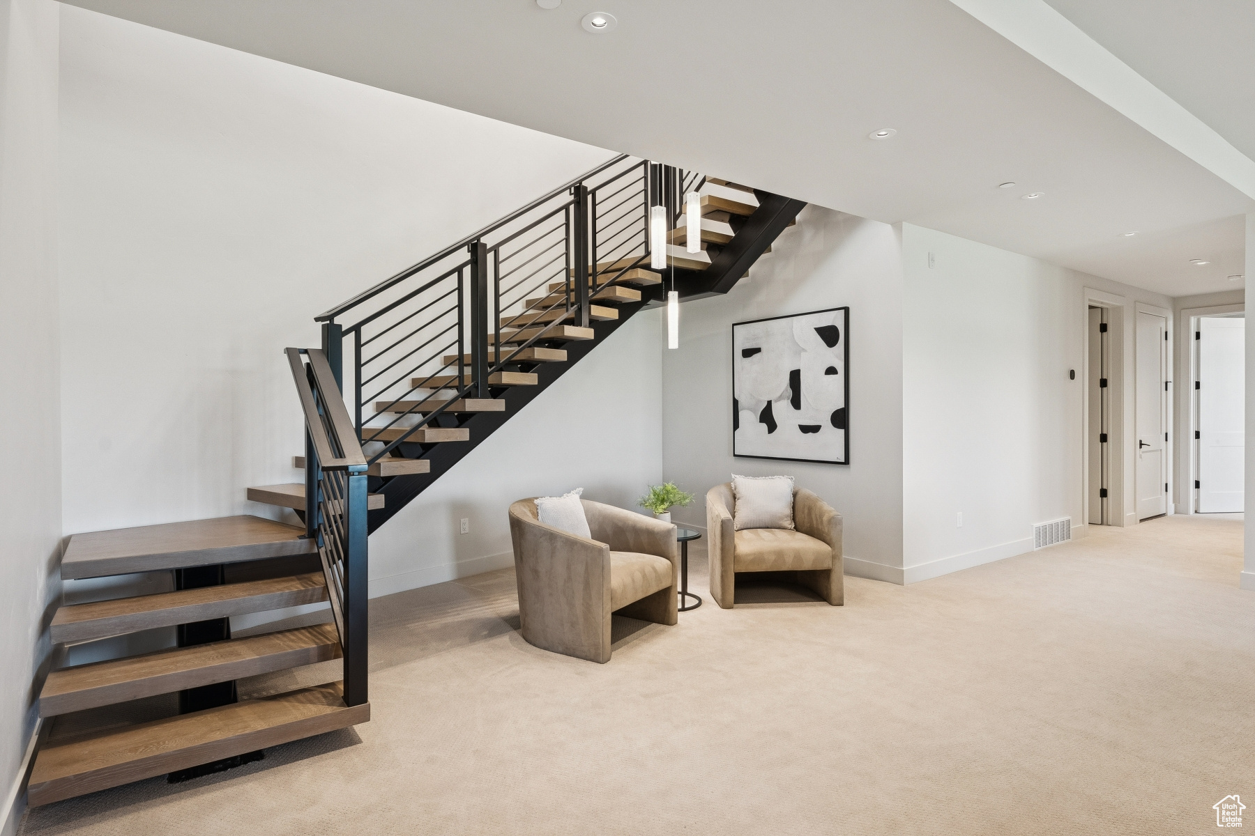 PINNACLE AT PROMONTORY - Residential