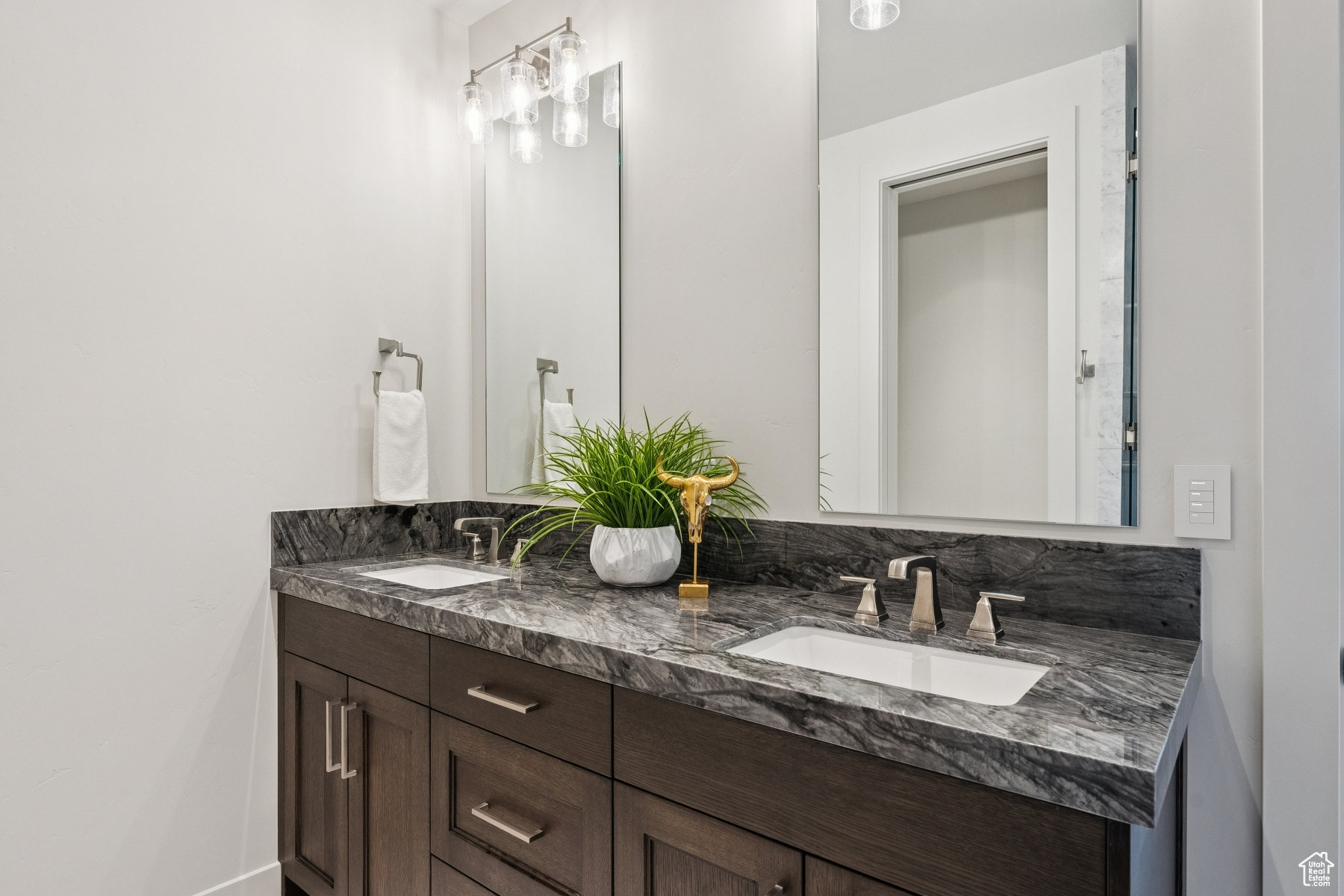 PINNACLE AT PROMONTORY - Residential