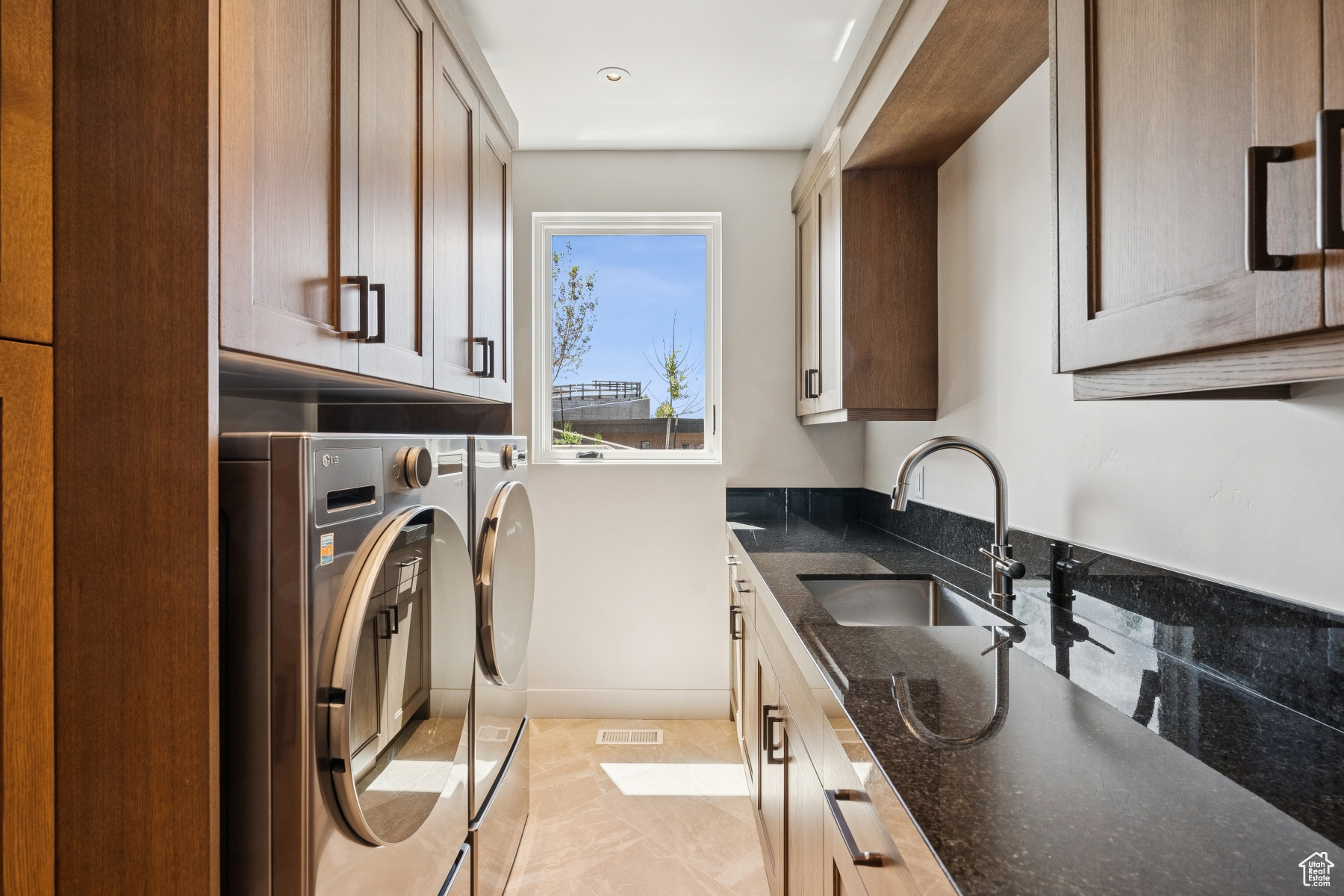 PINNACLE AT PROMONTORY - Residential