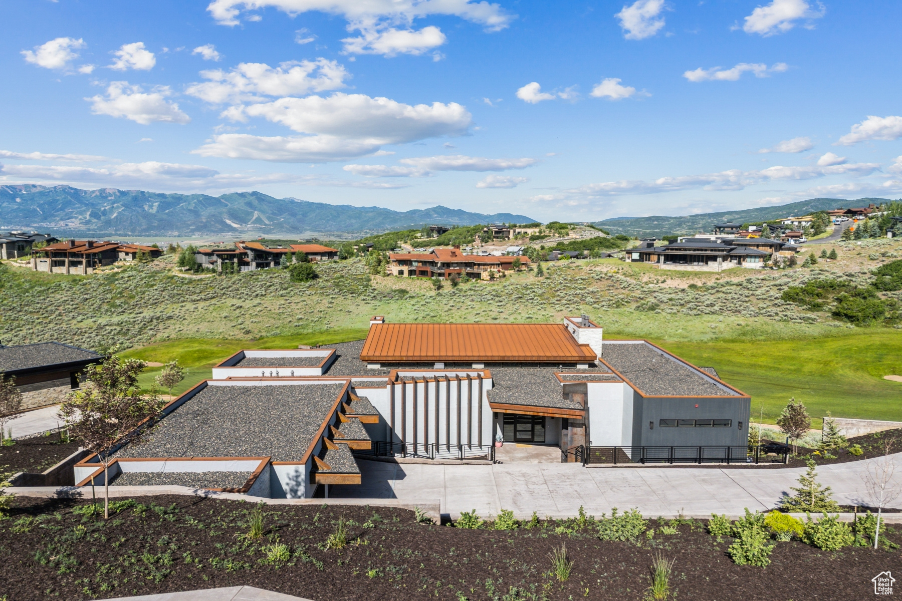 PINNACLE AT PROMONTORY - Residential