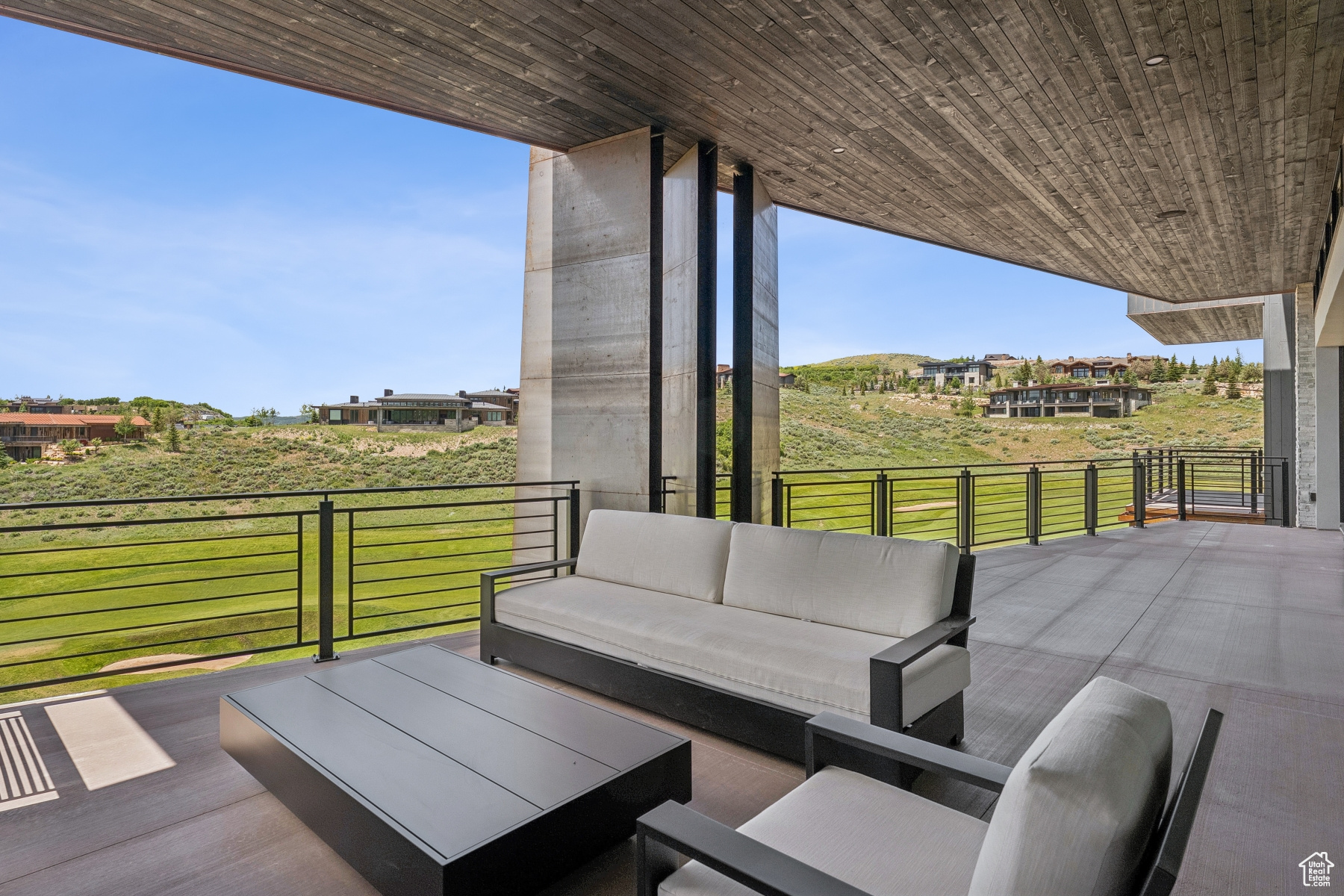 PINNACLE AT PROMONTORY - Residential