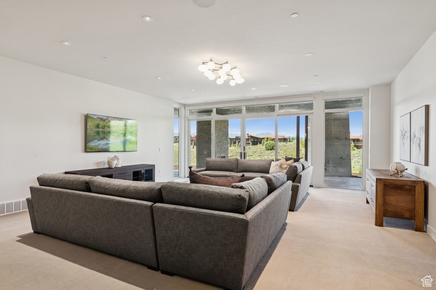 PINNACLE AT PROMONTORY - Residential