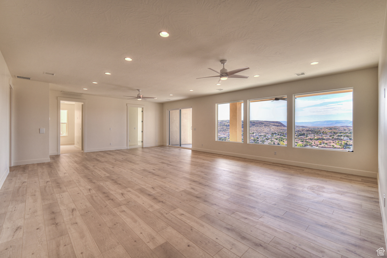 SOUTH RIM AT FOREMASTER RIDGE PH 2 - Residential