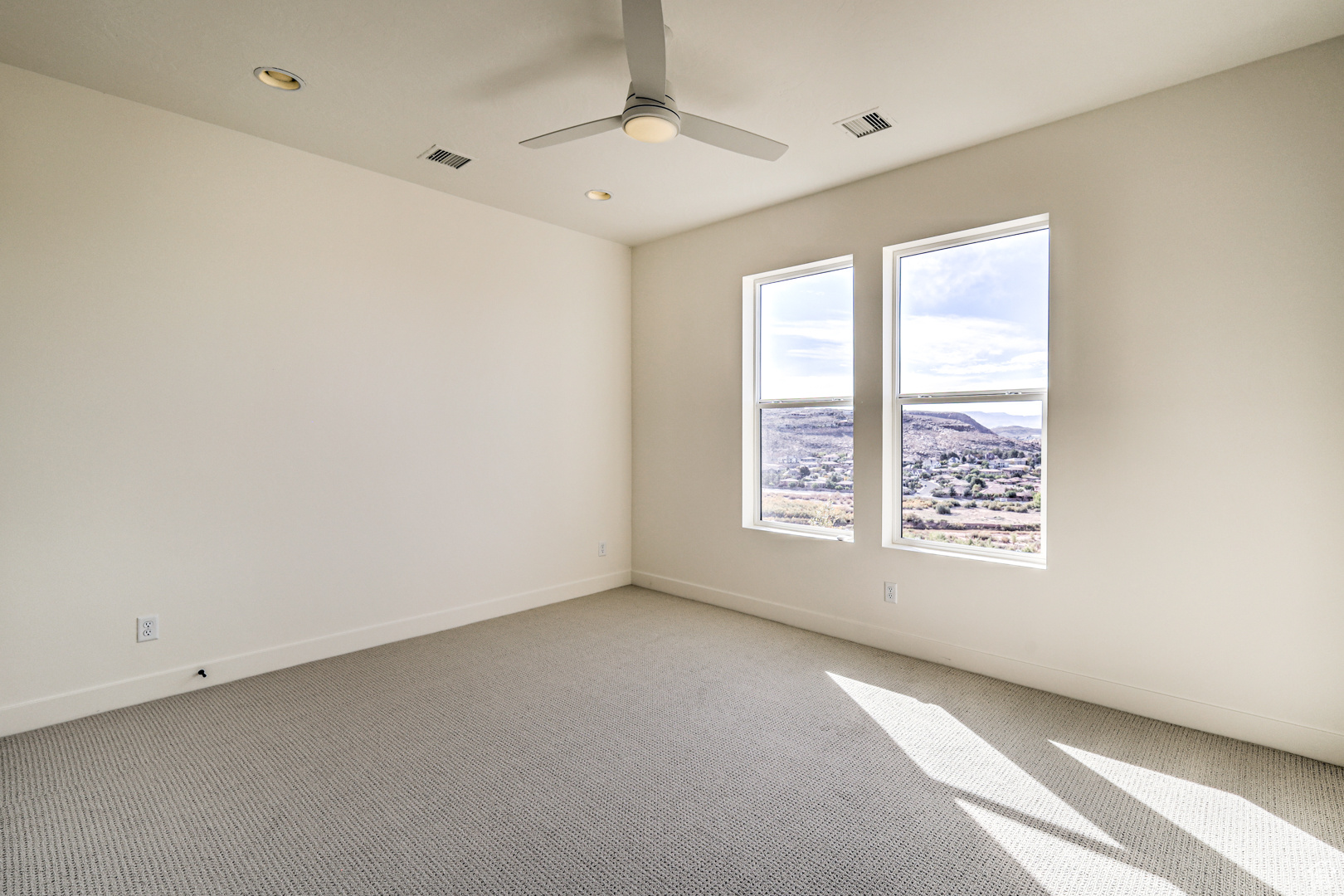 SOUTH RIM AT FOREMASTER RIDGE PH 2 - Residential