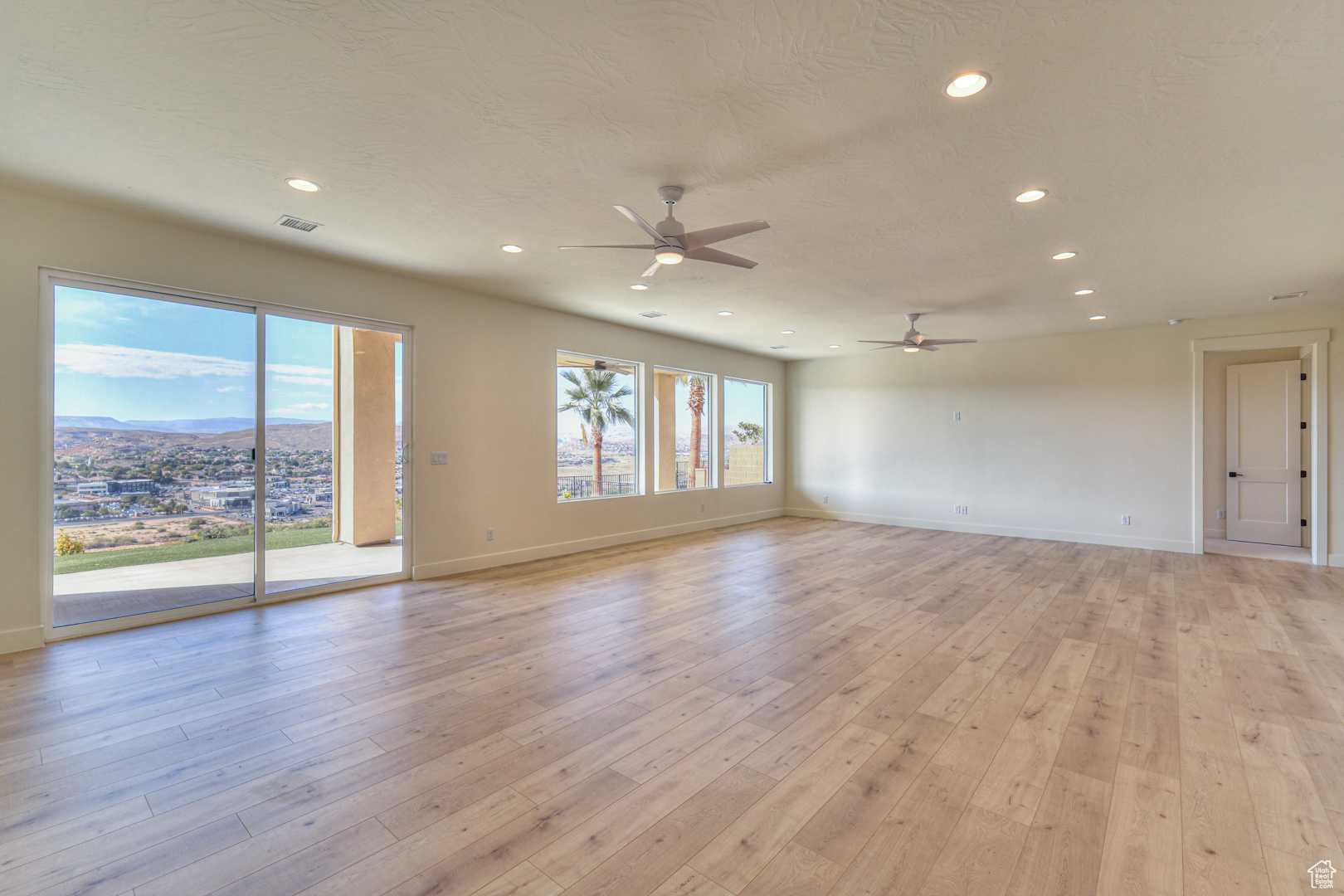 SOUTH RIM AT FOREMASTER RIDGE PH 2 - Residential