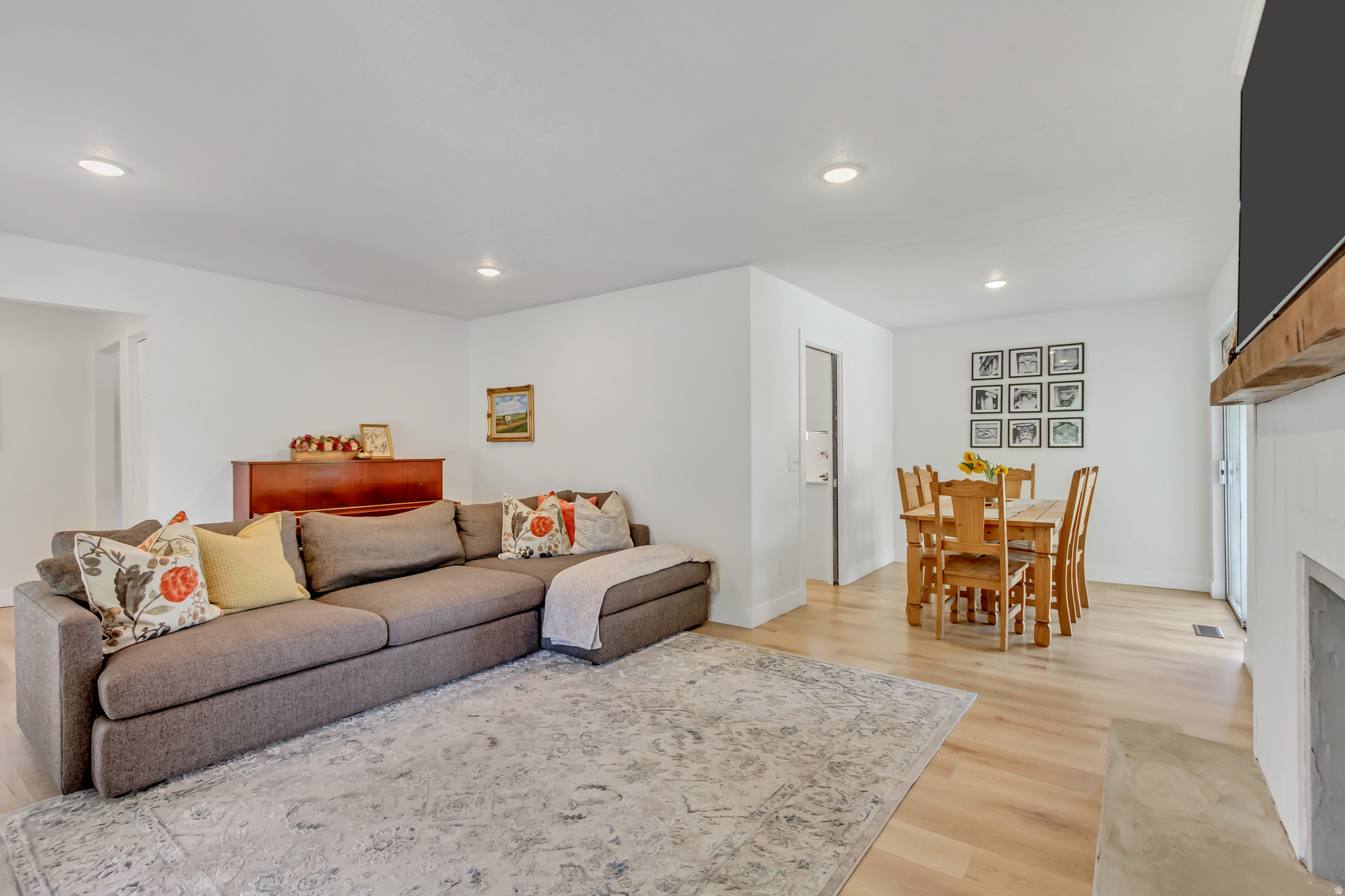 WOODHAVEN - Residential