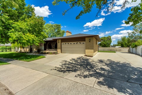 Homes For Sale - 1318 W 5000<br/> Salt Lake County, Taylorsville, UT 84123