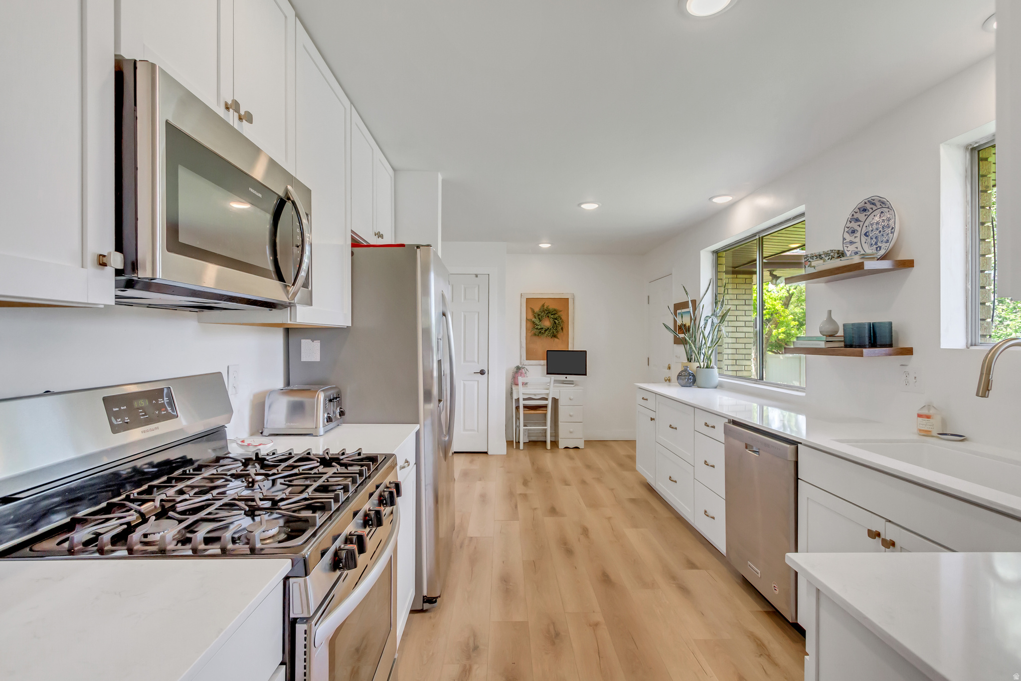 WOODHAVEN - Residential