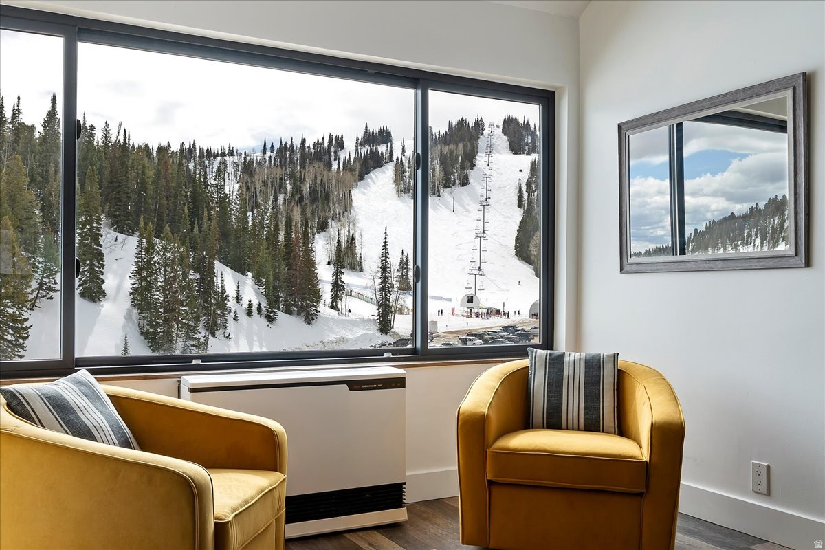 SUNDOWN CONDOS - Residential