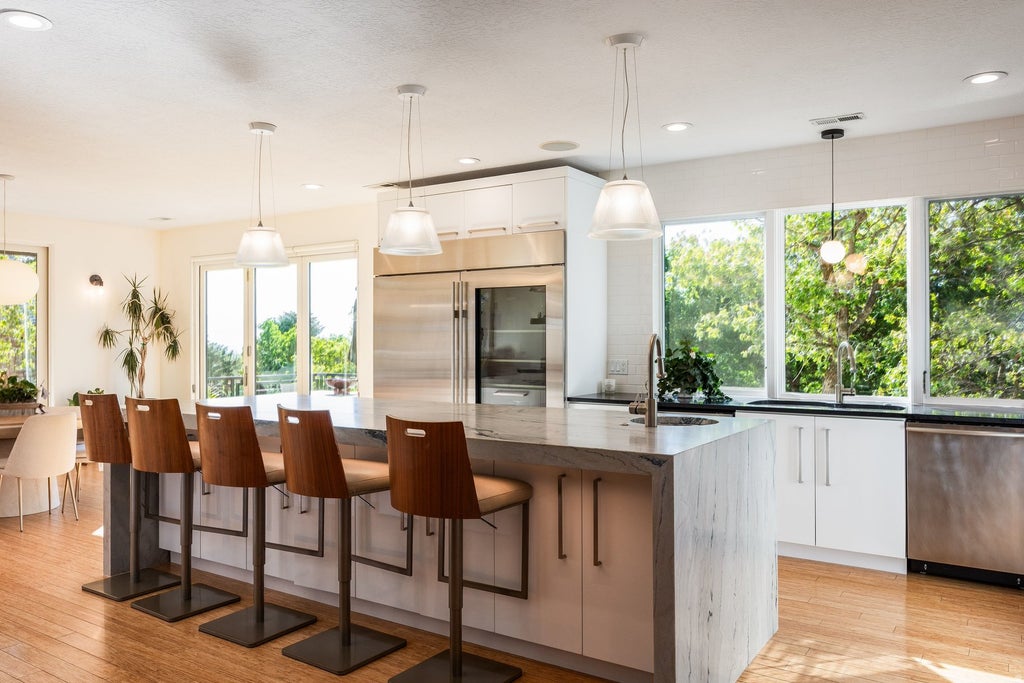 Photo of 3756 E LOIS LN, Millcreek, UT 84124 (MLS # 2166253)