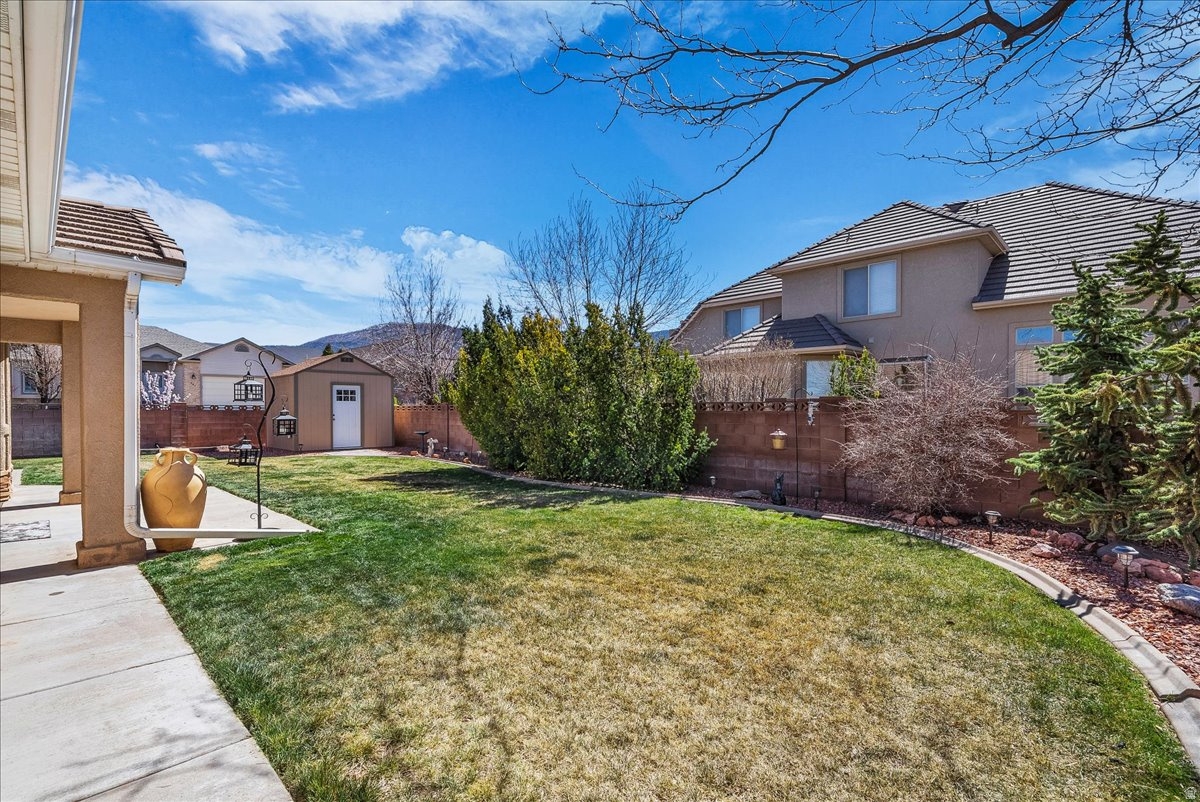 HILLCREST SUBDIVISION - Residential