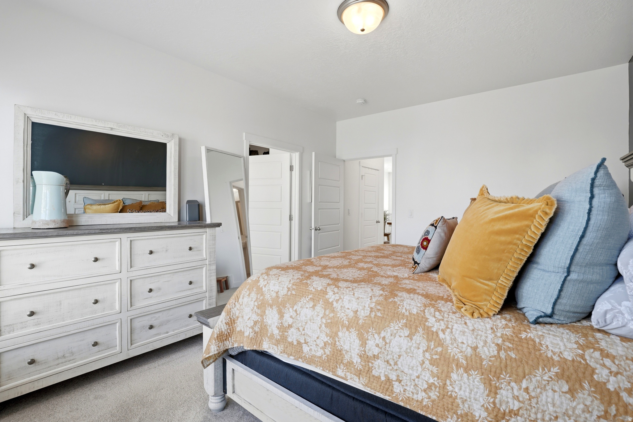 GENTILE STATION - Residential