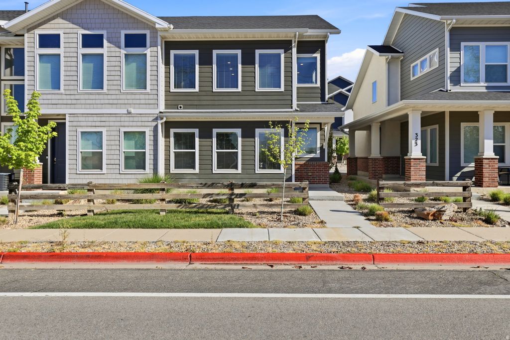 Photo of 329 W 25 N, Layton, UT 84041 (MLS # 2150679)