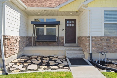 Tiny photo for 9290 N HORIZON DR, Eagle Mountain, UT 84005 (MLS # 2186185)