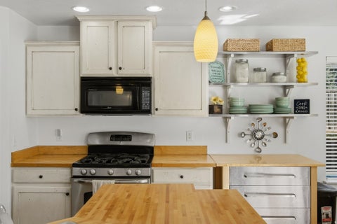 Tiny photo for 9290 N HORIZON DR, Eagle Mountain, UT 84005 (MLS # 2186185)