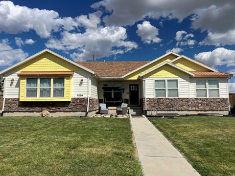 Homes For Sale - 9290 N Horizon Dr<br/> Eagle Mountain, UT 84005