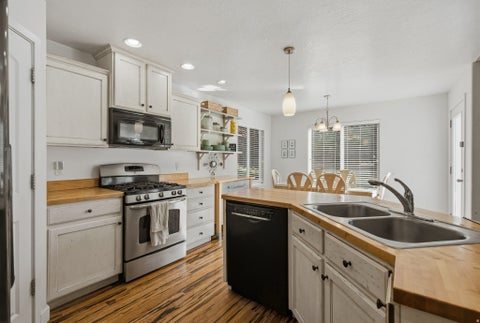 Tiny photo for 9290 N HORIZON DR, Eagle Mountain, UT 84005 (MLS # 2186185)
