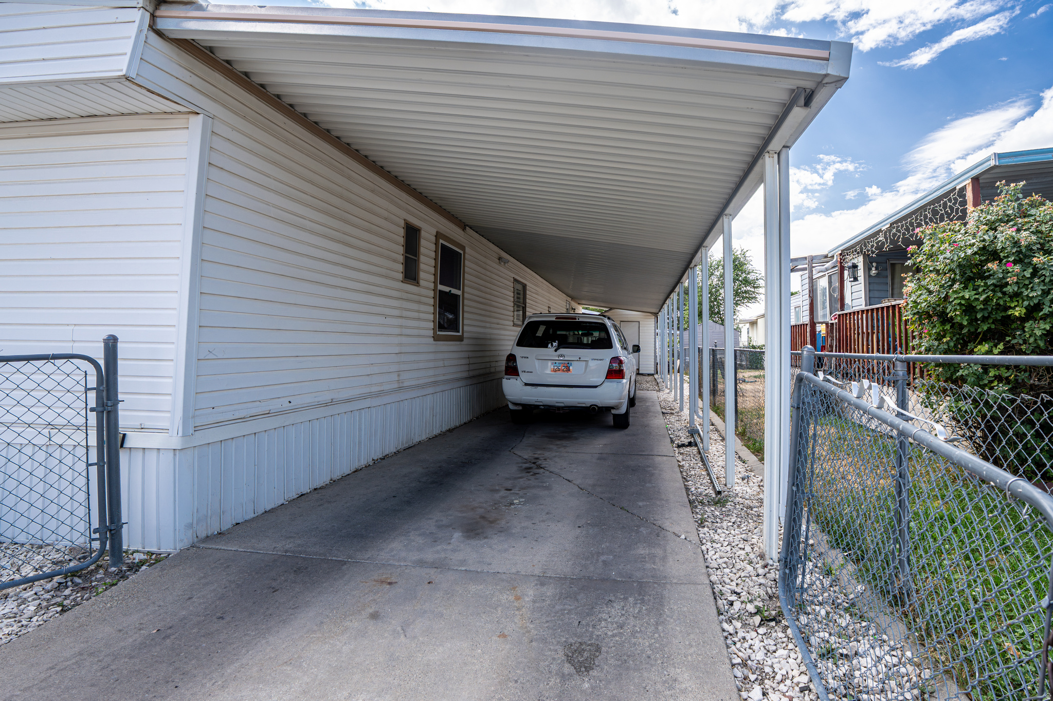 WINDSOR ESTATES - Residential