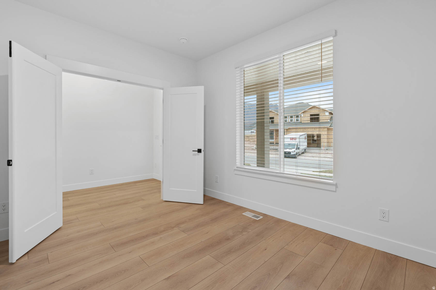 VISTAS AT SUMMIT RDG - Residential