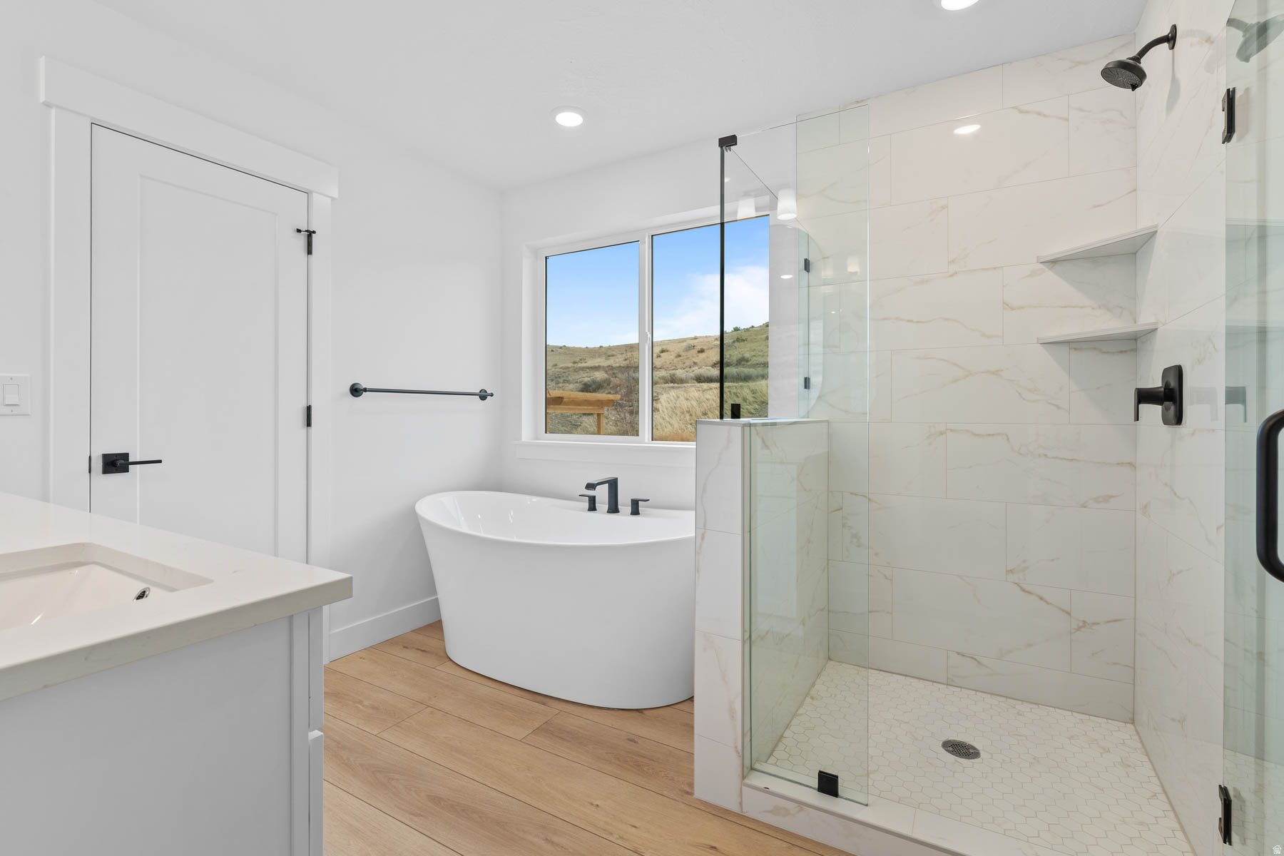 VISTAS AT SUMMIT RDG - Residential