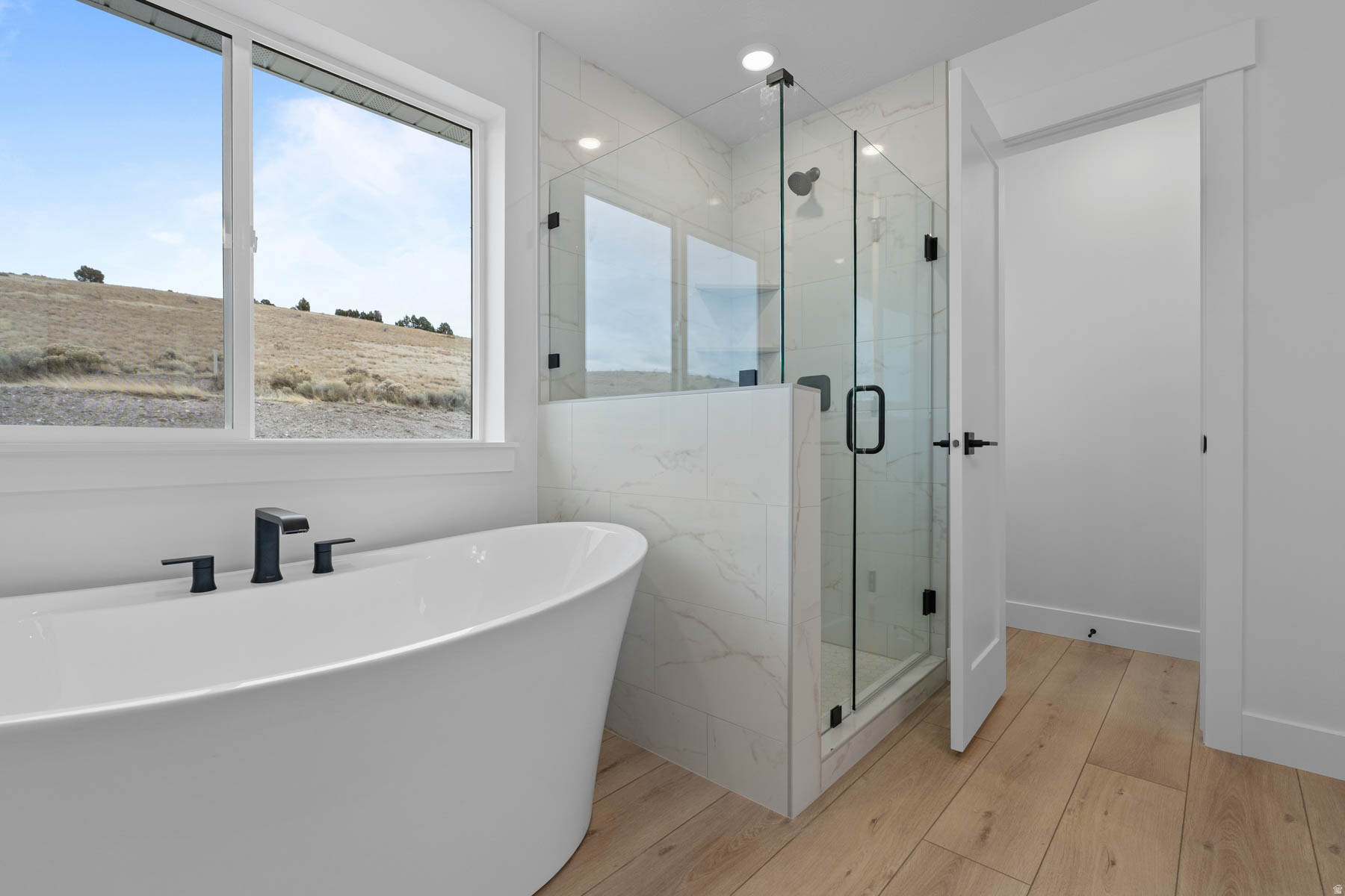 VISTAS AT SUMMIT RDG - Residential