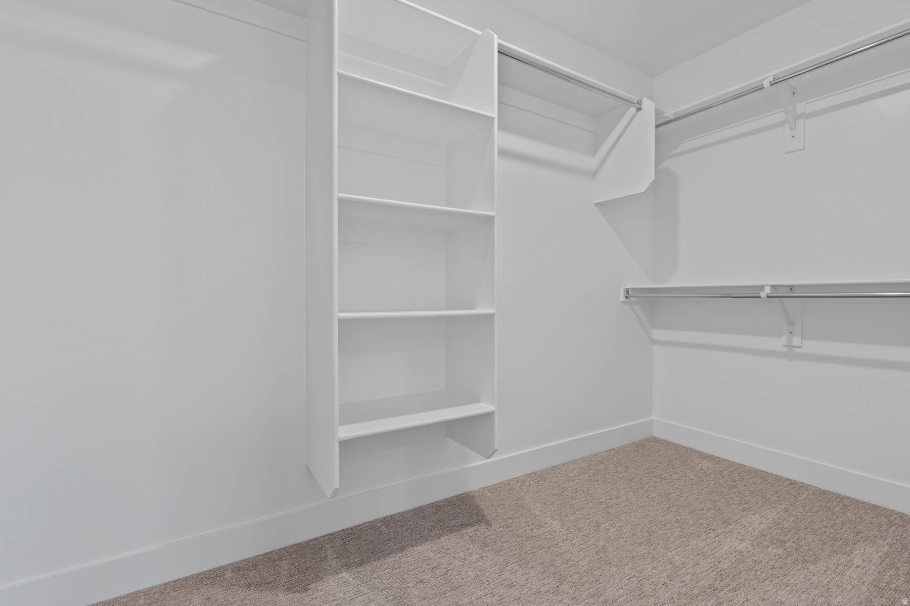 VISTAS AT SUMMIT RDG - Residential