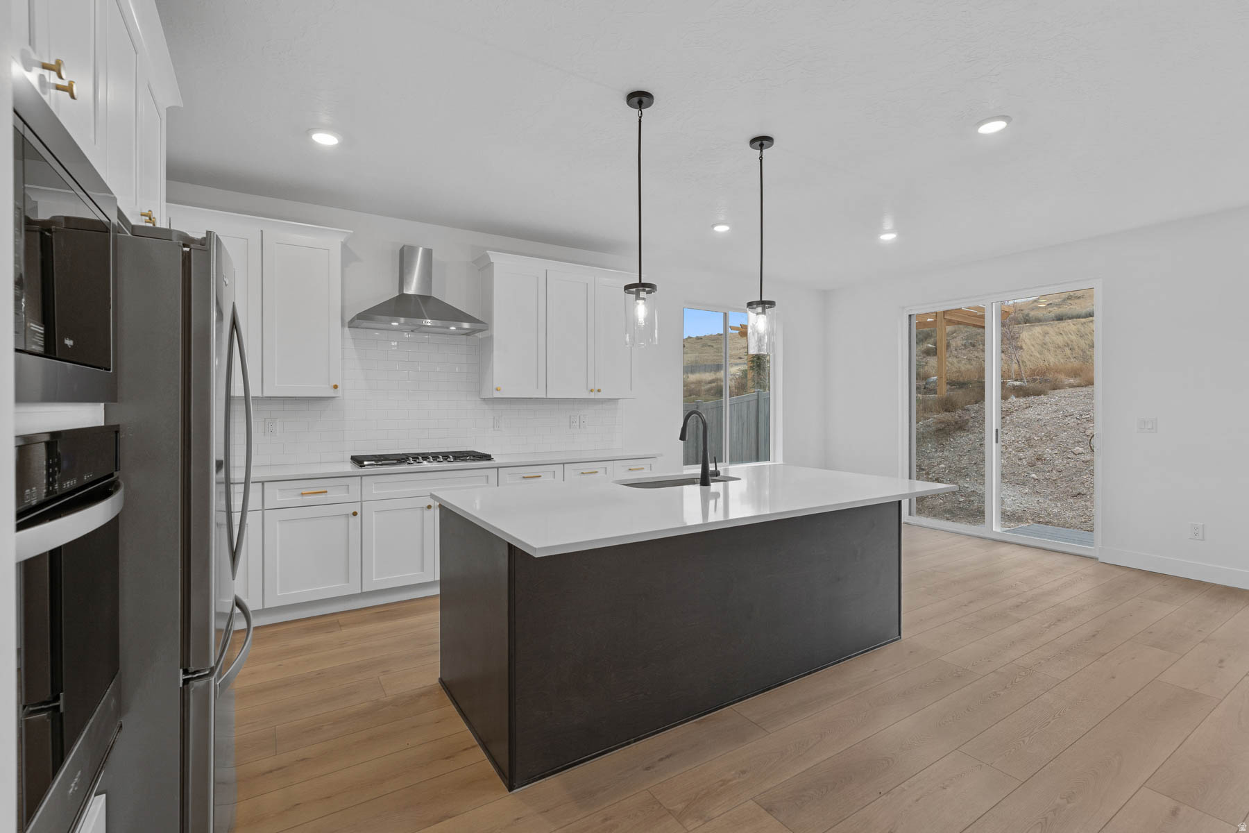 VISTAS AT SUMMIT RDG - Residential