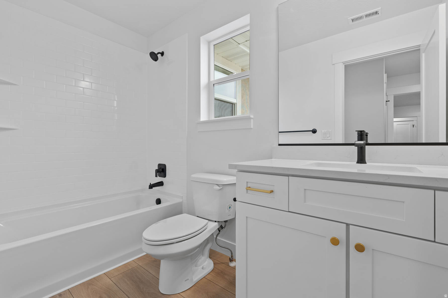 VISTAS AT SUMMIT RDG - Residential