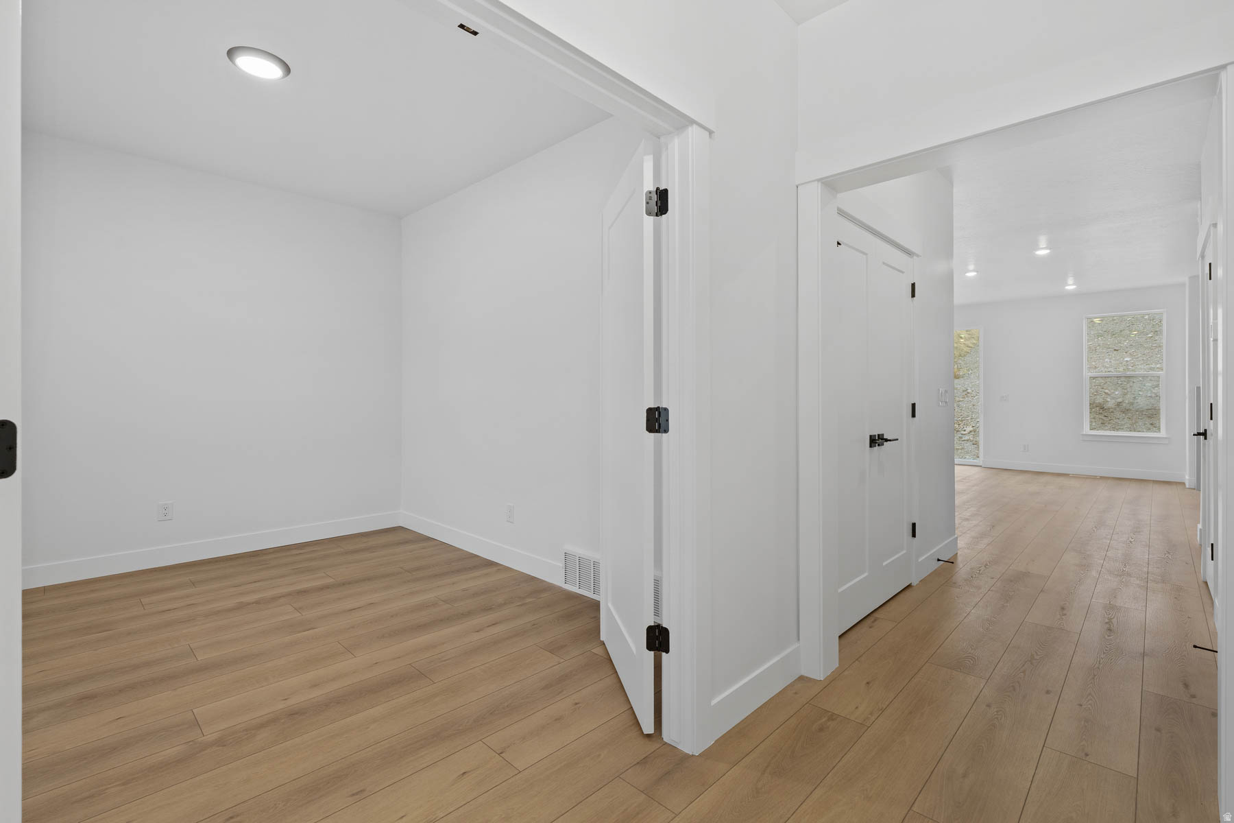 VISTAS AT SUMMIT RDG - Residential